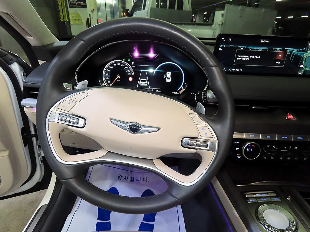 Genesis G80 - Vista 8