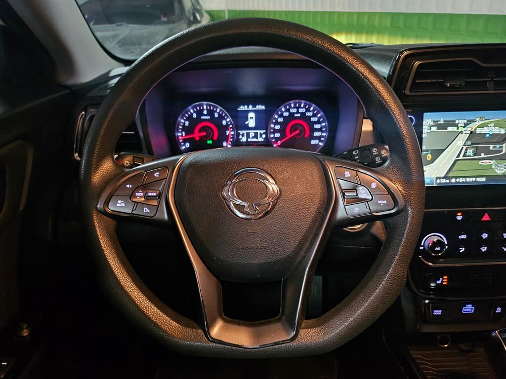 Ssangyong Tivoli - Vista 10