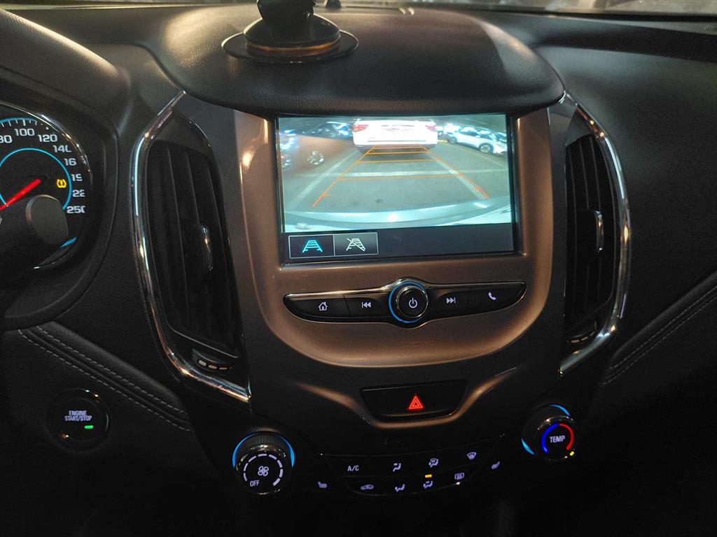 Chevrolet Cruise - Vista 9