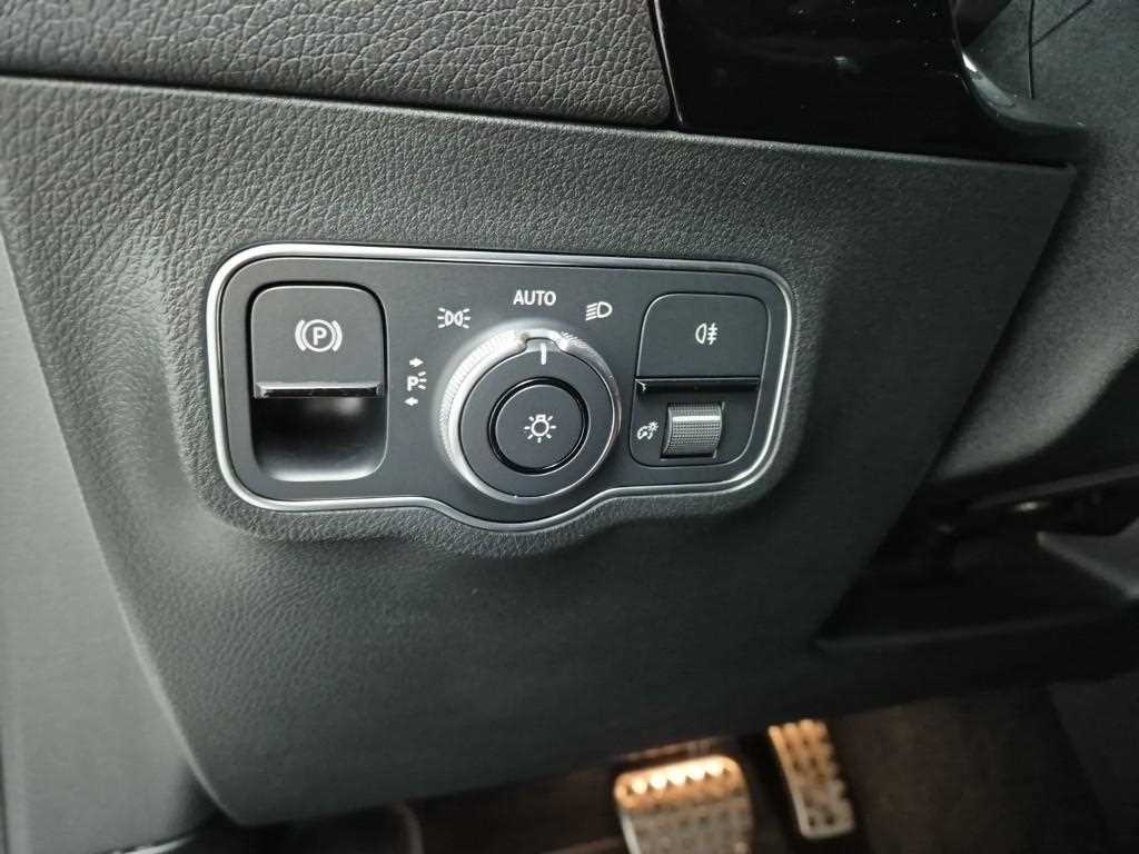 Mercedes Benz GLA Class 2022 Blanco - Importación desde Corea - HF Imports Iquique - Foto 18