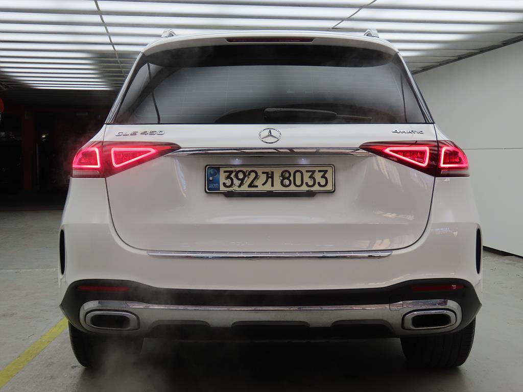 Mercedes Benz GLE Class - Vista 4