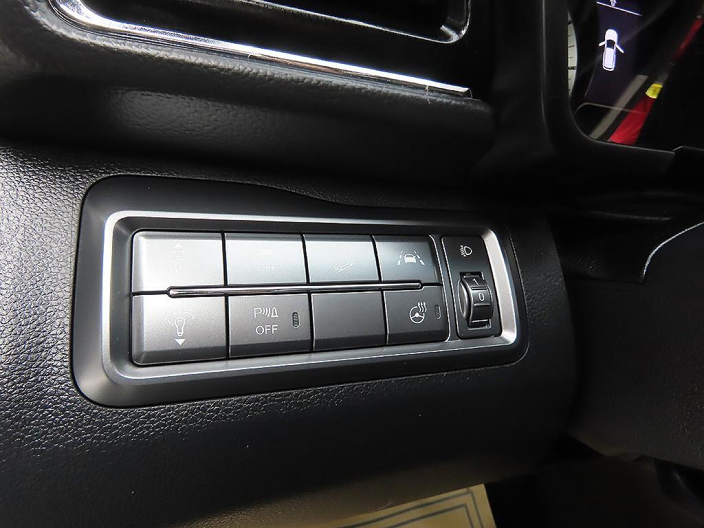 Ssangyong Tivoli 2022 Blanco - Importación desde Corea - HF Imports Iquique - Foto 13