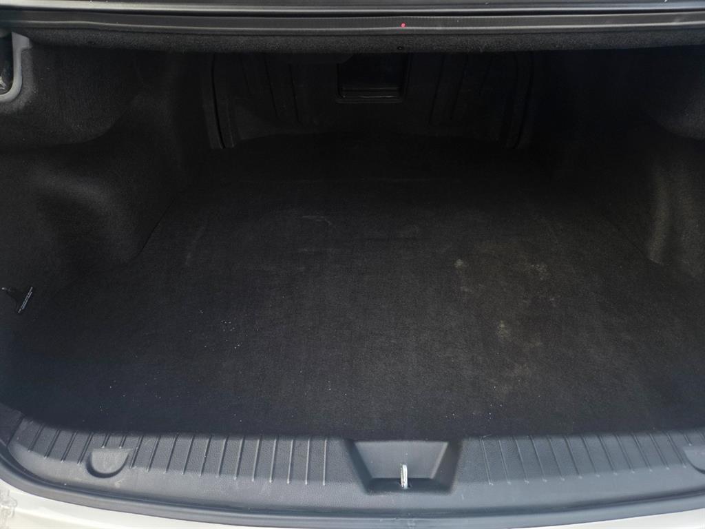 KIA K7 2012 Blanco - Importación desde Corea - HF Imports Iquique - Foto 18