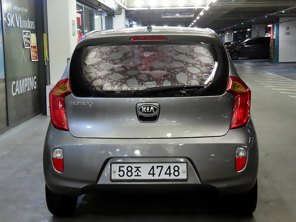 KIA Morning - Vista 5