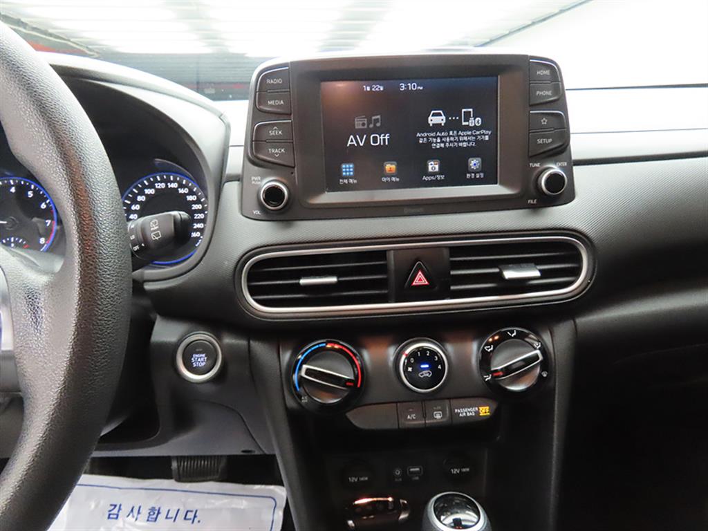 HYUNDAI Kona - Vista 12