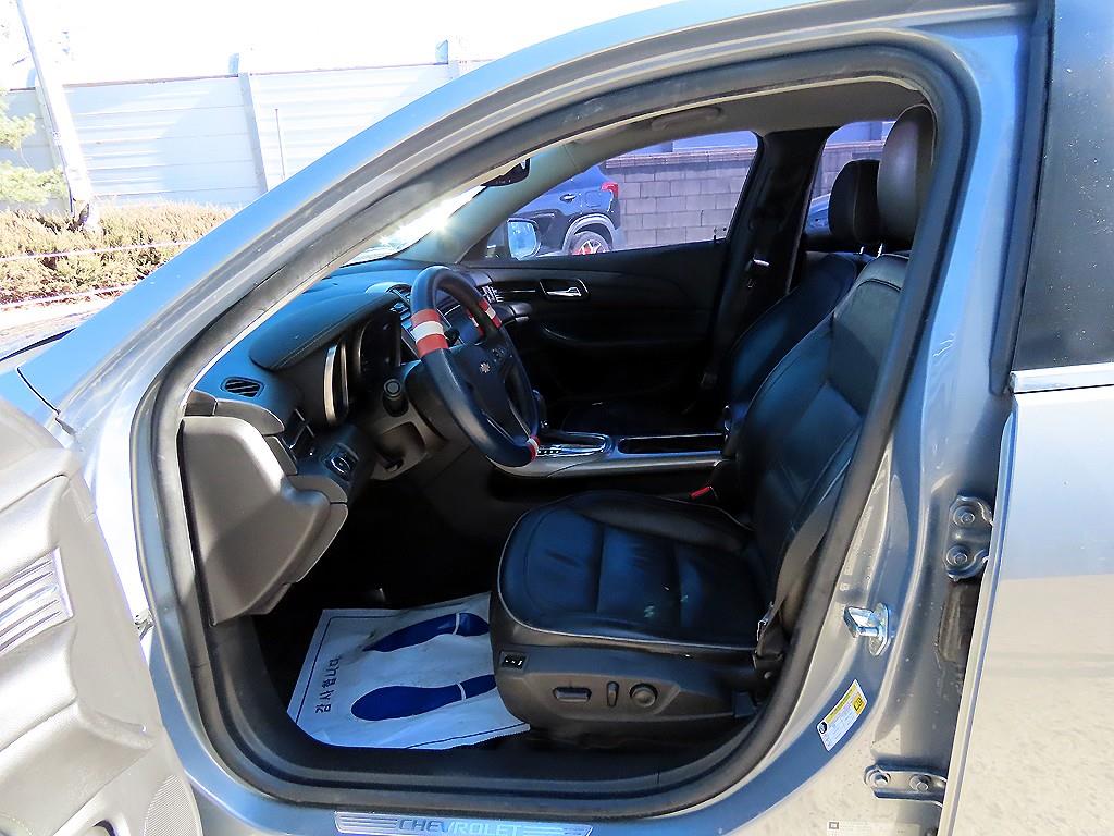 Chevrolet Malibu - Vista 5