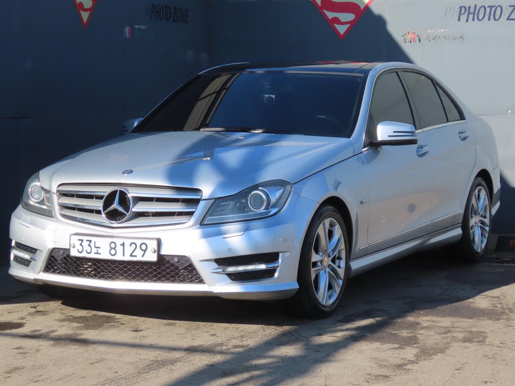 Mercedes Benz C Class 2012 Gris - Importación desde Corea - HF Imports Iquique - Foto 1