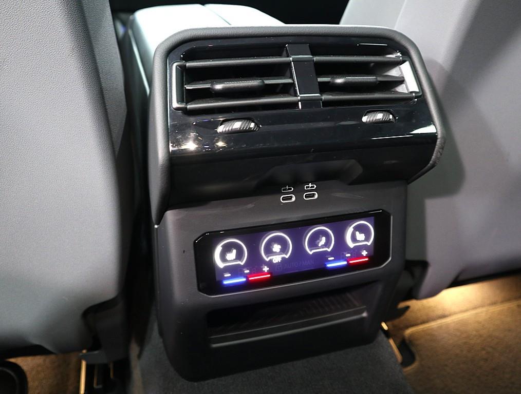 BMW 5 Series 2025 Blanco - Importación desde Corea - HF Imports Iquique - Foto 17