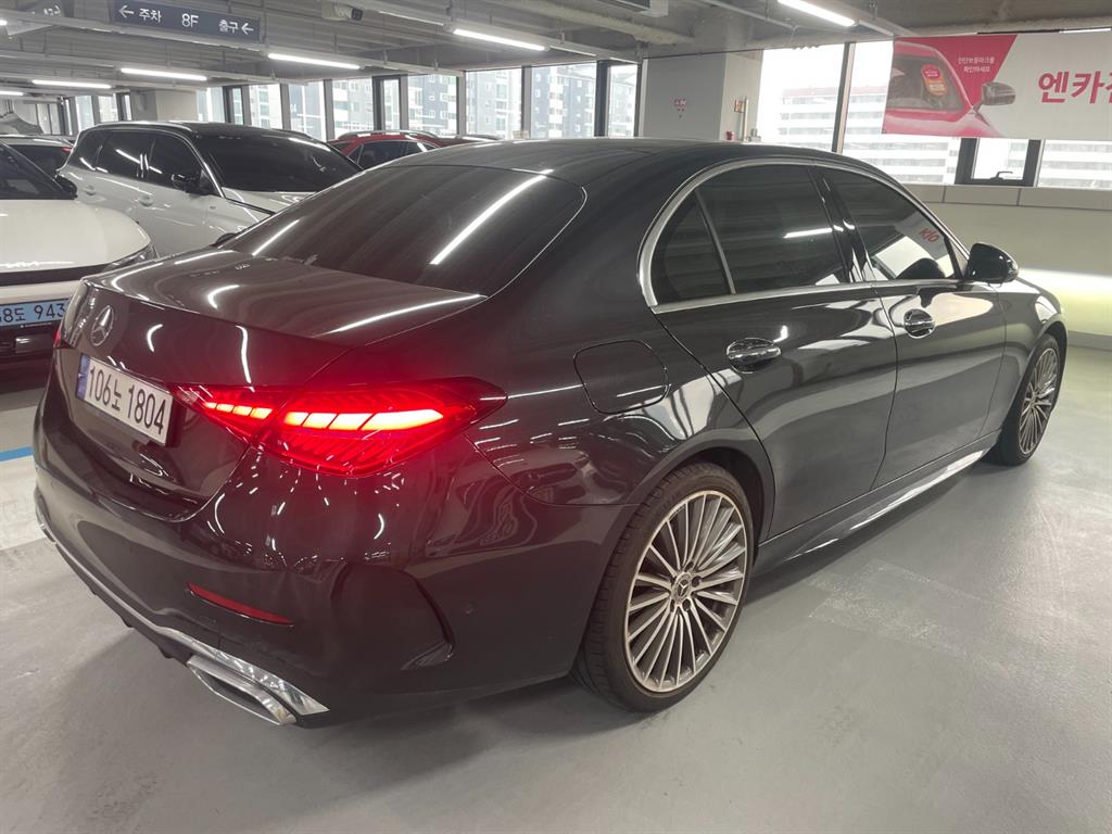 Mercedes Benz C Class - Vista 5