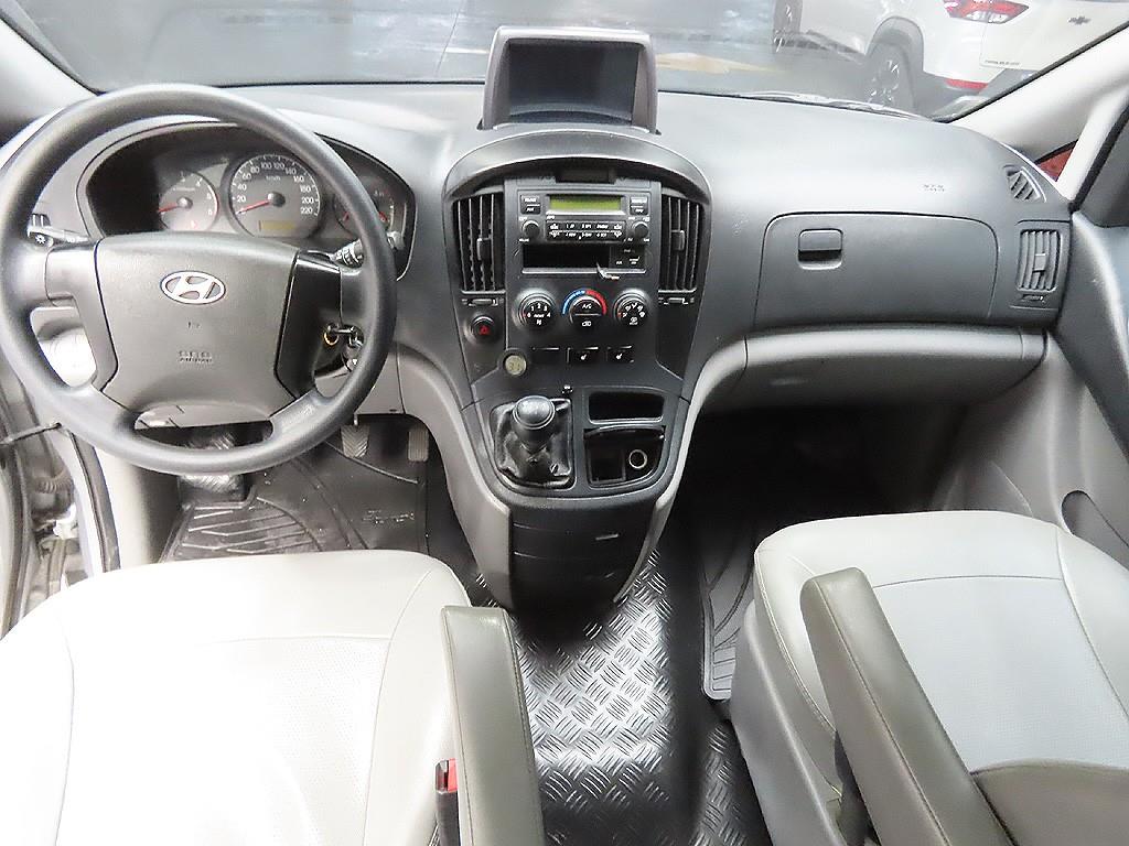 HYUNDAI Starex 2015 Gris - Importación desde Corea - HF Imports Iquique - Foto 10