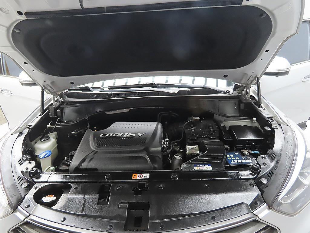 HYUNDAI Santa Fe 2016 Gris - Importación desde Corea - HF Imports Iquique - Foto 8