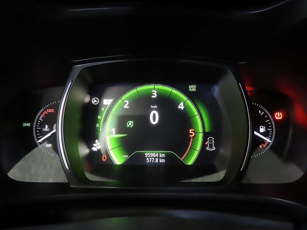 SAMSUNG QM6 - Vista 9