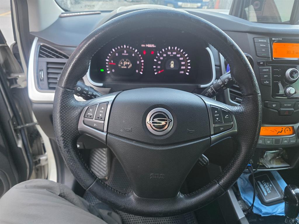 Ssangyong Korando - Vista 9