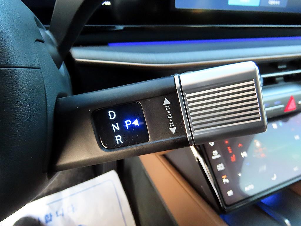 HYUNDAI Grandeur - Vista 11