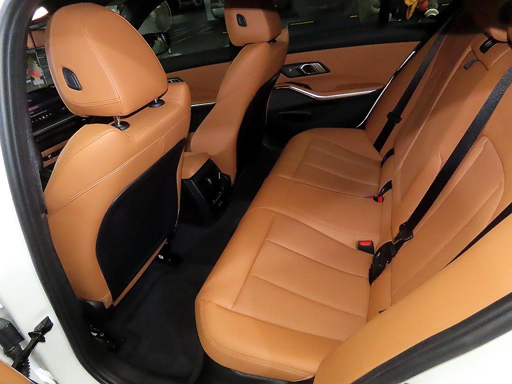 BMW 3 series - Vista 7