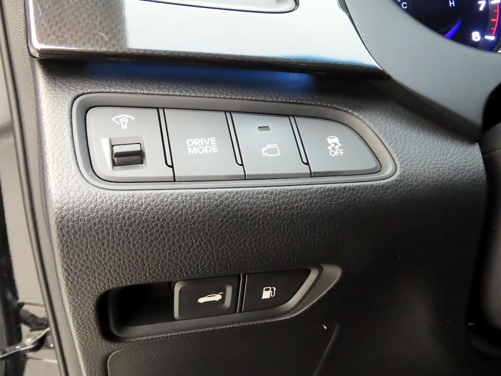 HYUNDAI Grandeur - Vista 11