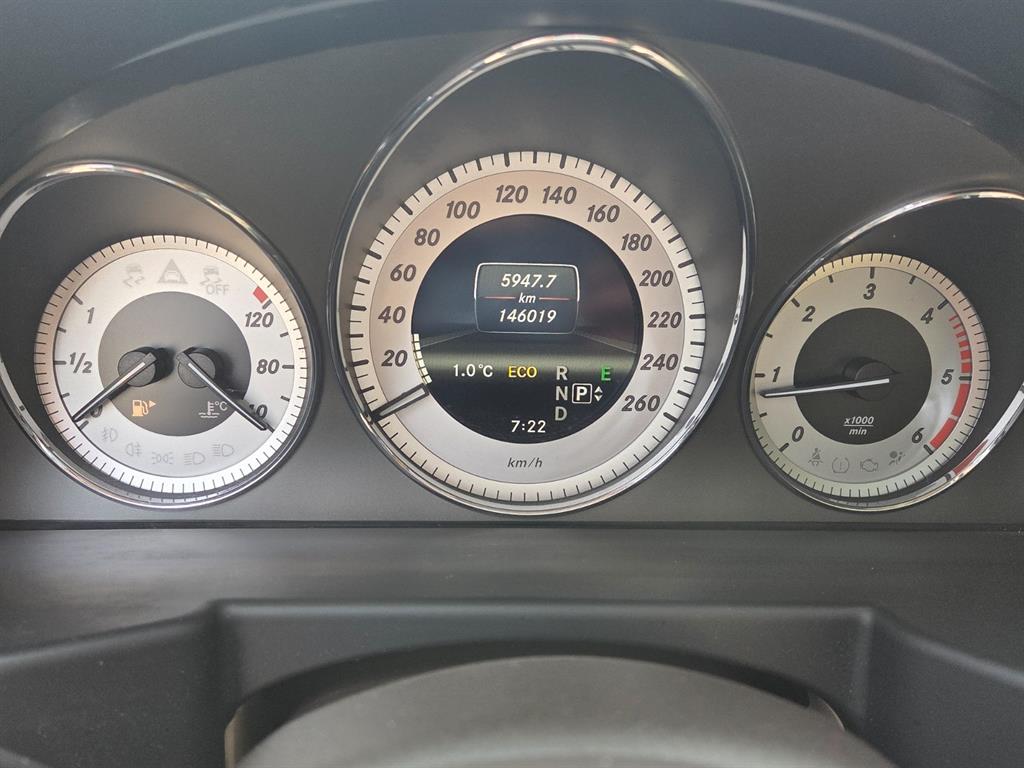 Mercedes Benz GLK Class - Vista 5