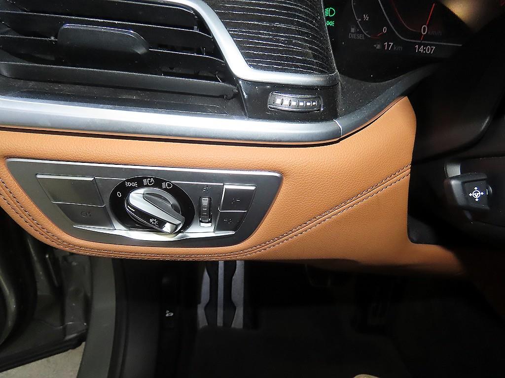 BMW 7 Series - Vista 11