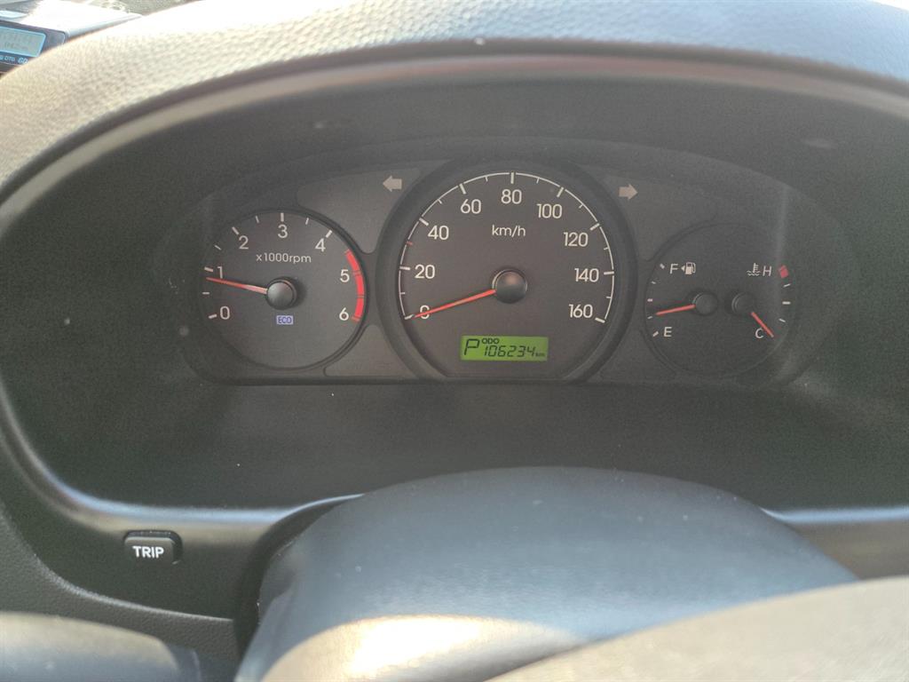 HYUNDAI Starex - Vista 7