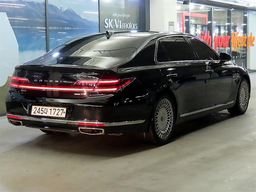 Genesis G90 - Vista 4