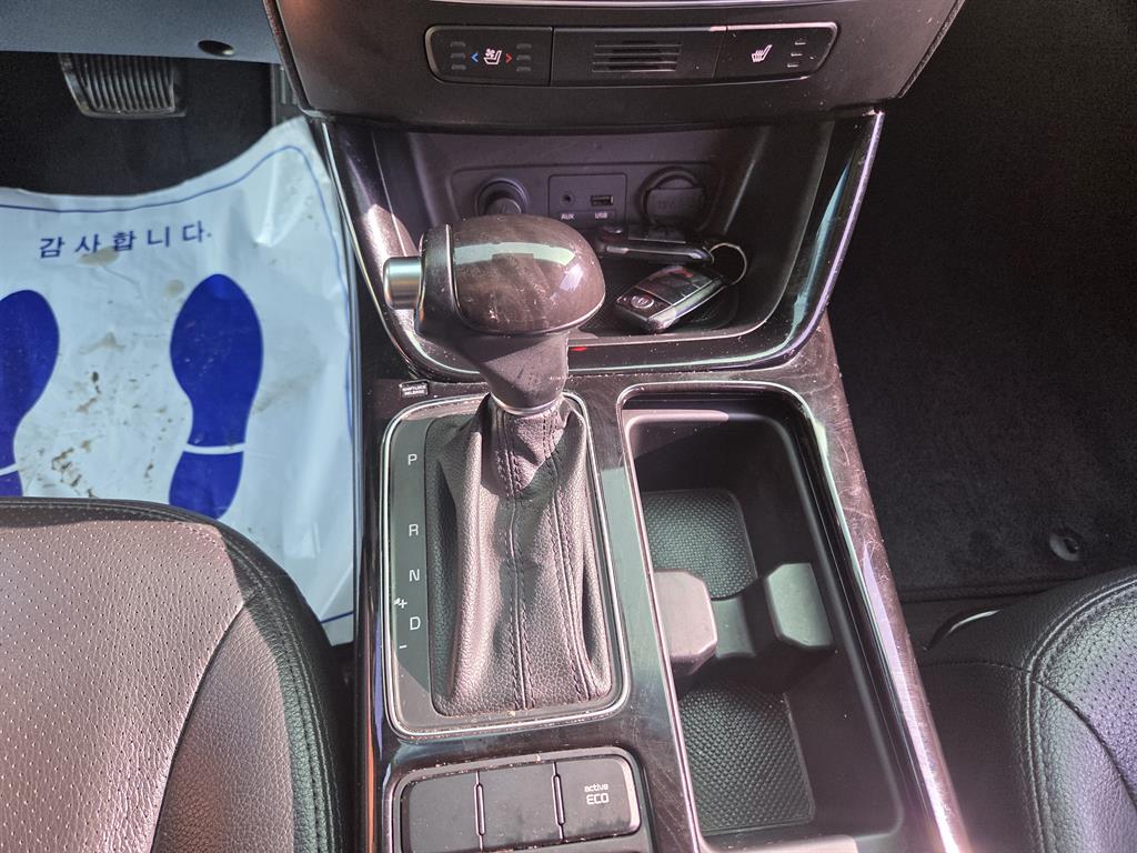 KIA Sorento - Vista 8