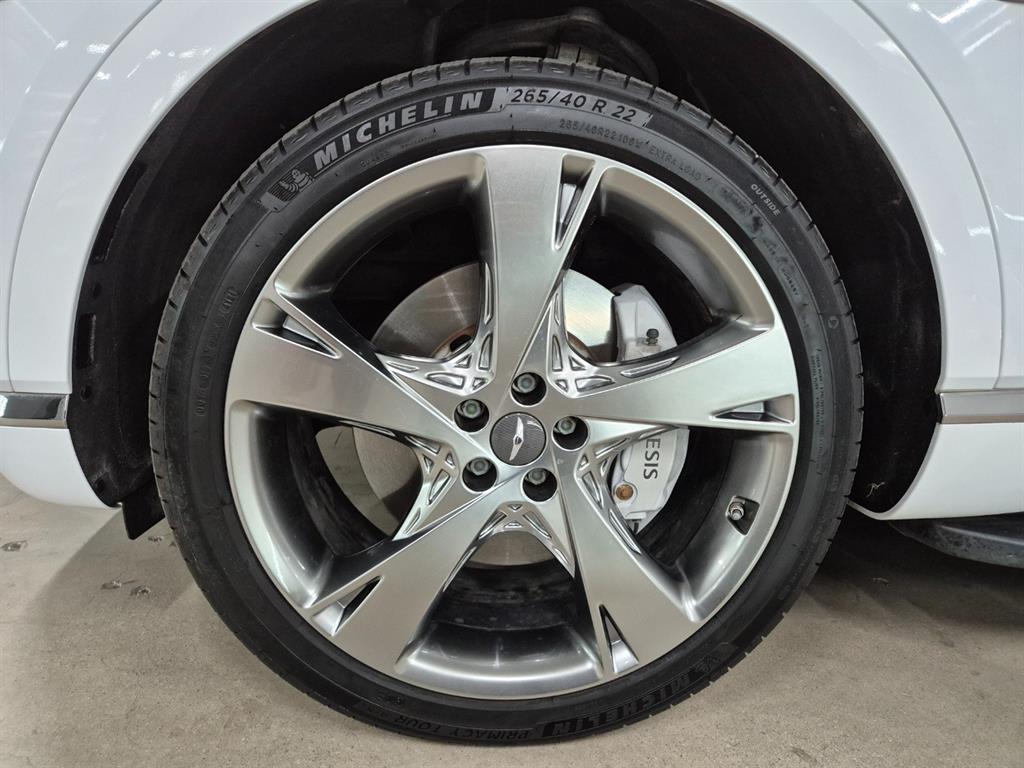 Genesis GV80 - Vista 5