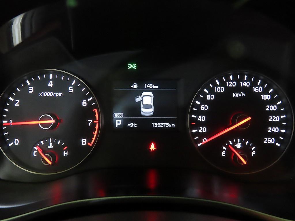 KIA K7 - Vista 9