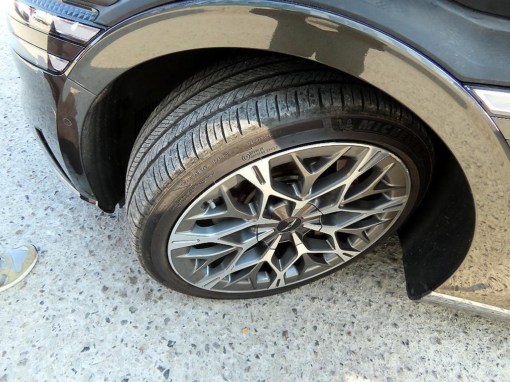 Genesis G90 2023 Gris - Importación desde Corea - HF Imports Iquique - Foto 20