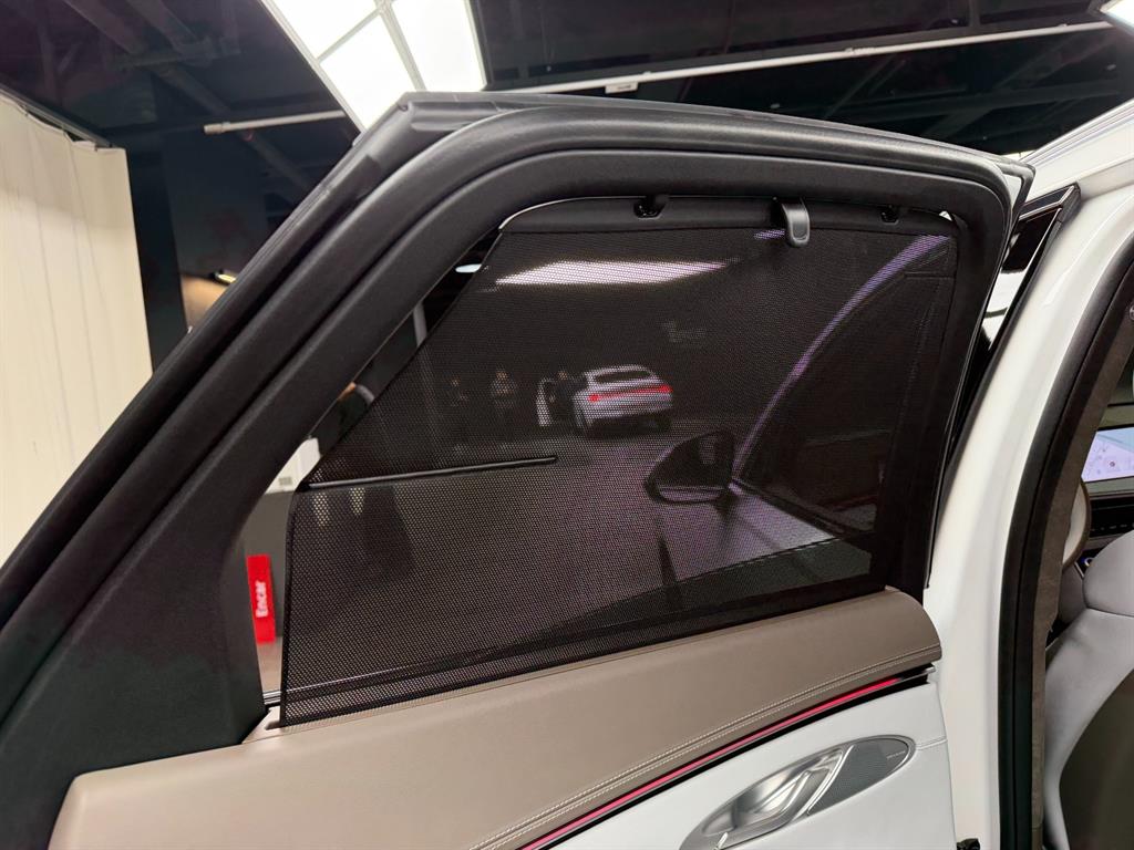 Genesis GV70 2025 Blanco - Importación desde Corea - HF Imports Iquique - Foto 18