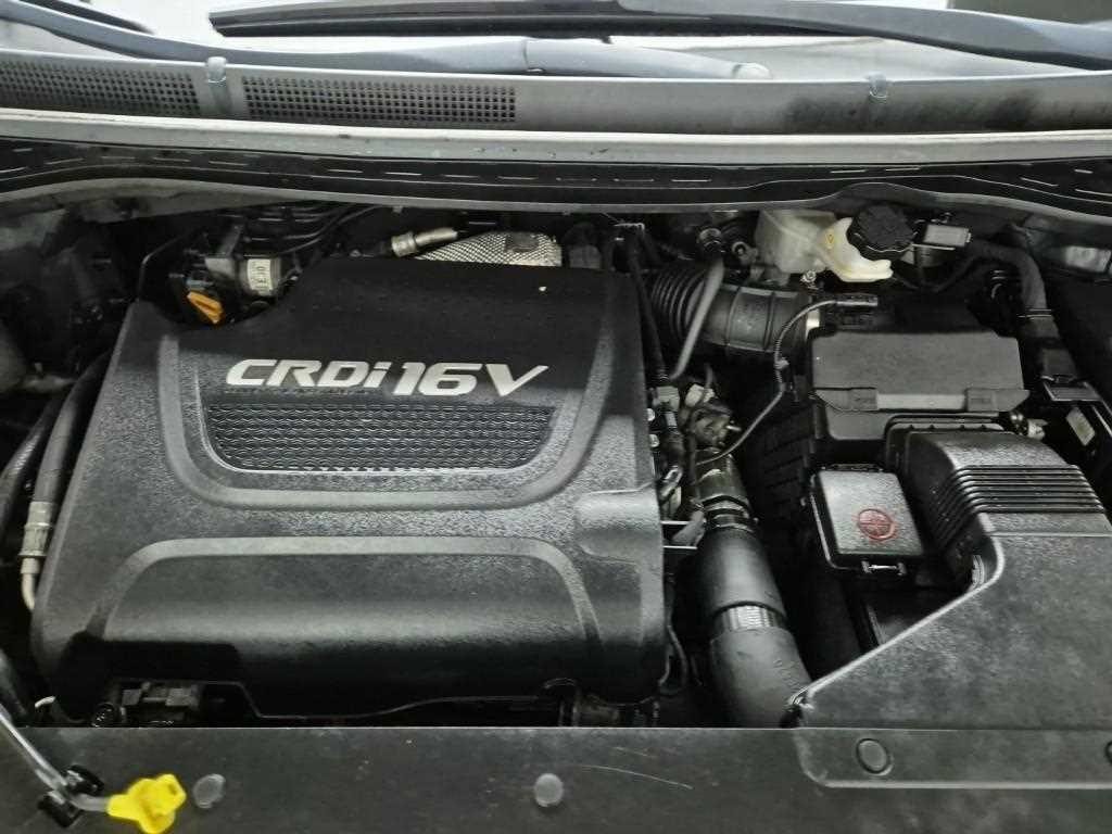 KIA Carnival - Vista 5