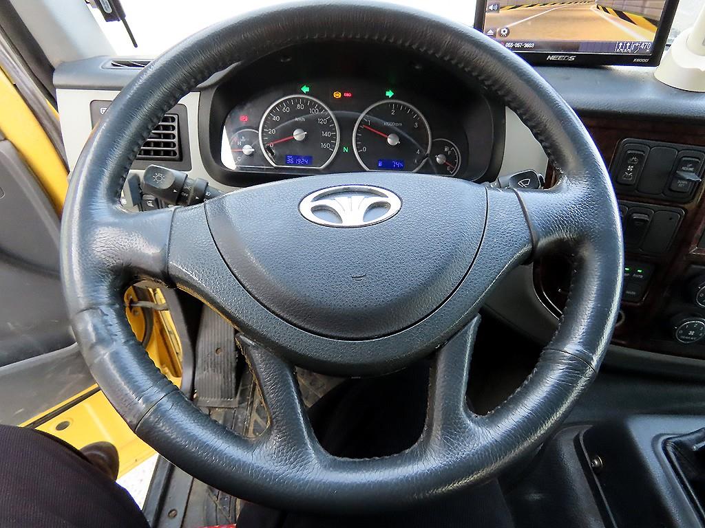 medium and large bus Medium Daewoo Bus - Vista 10