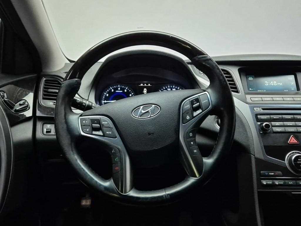 HYUNDAI Grandeur - Vista 9