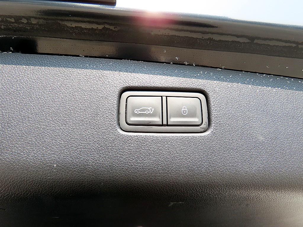 Genesis GV70 2022 Negro - Importación desde Corea - HF Imports Iquique - Foto 17