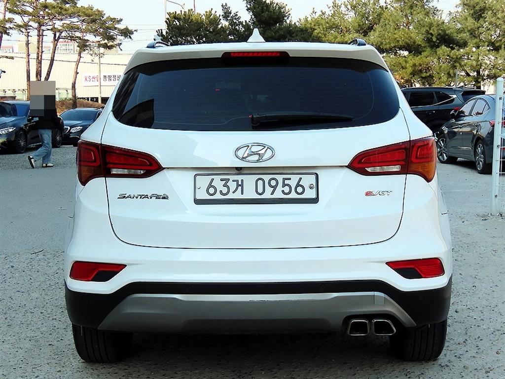 HYUNDAI Santa Fe - Vista 4