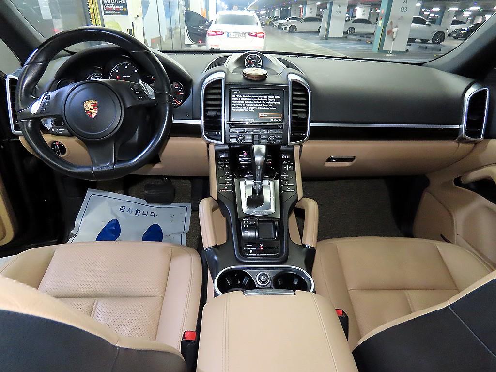 Porsche Cayenne - Vista 10