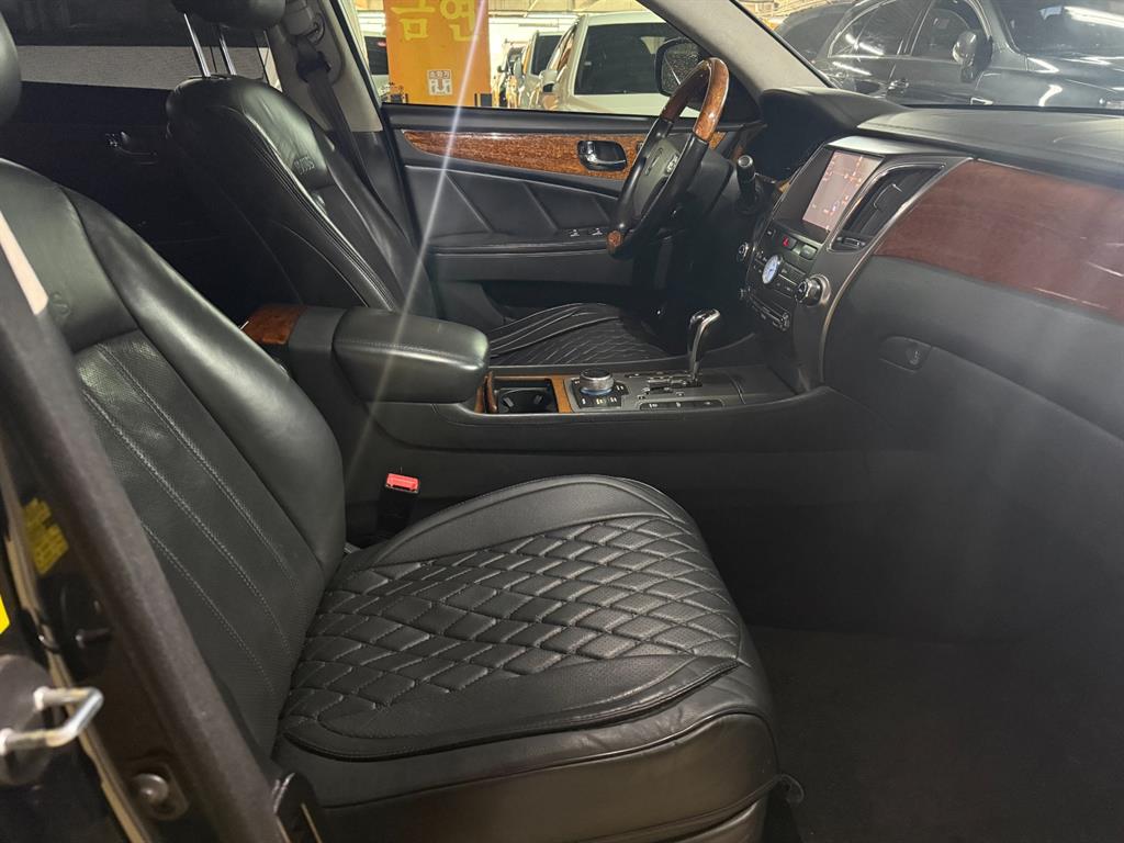 HYUNDAI Equus 2011 Negro - Importación desde Corea - HF Imports Iquique - Foto 17