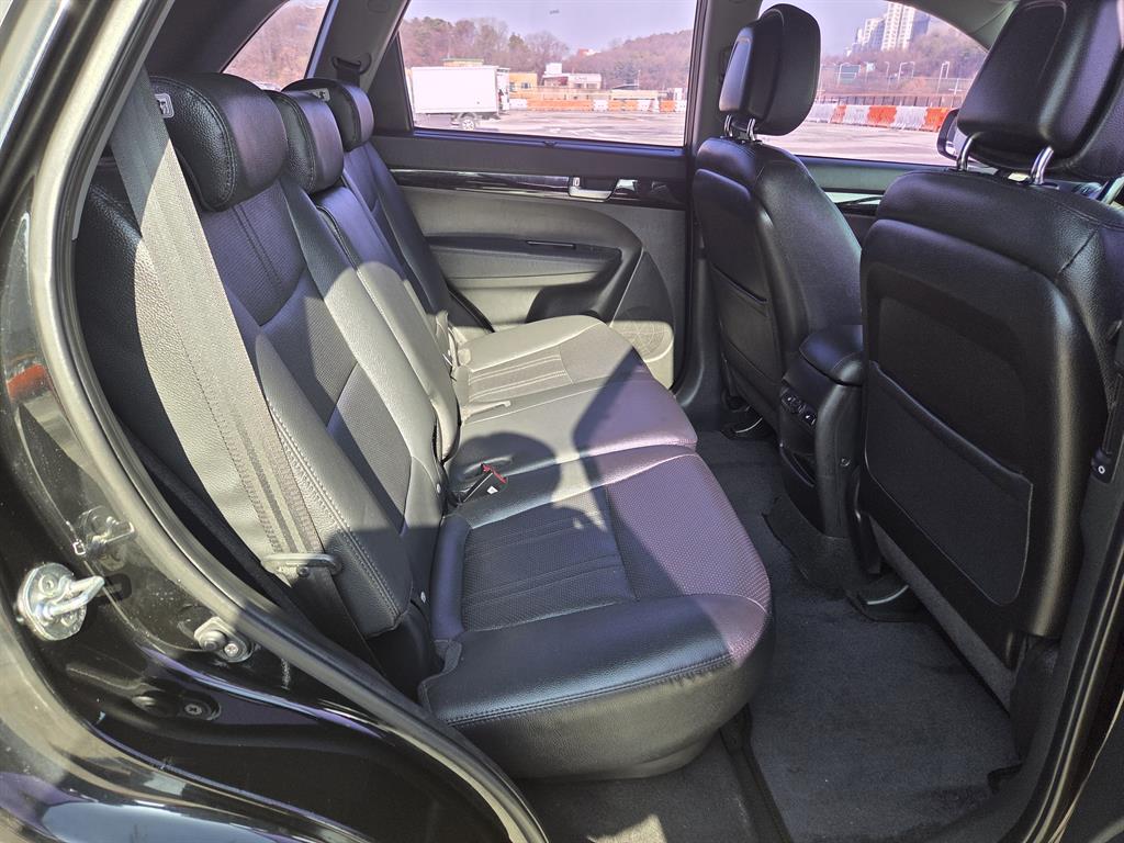 KIA Sorento - Vista 12