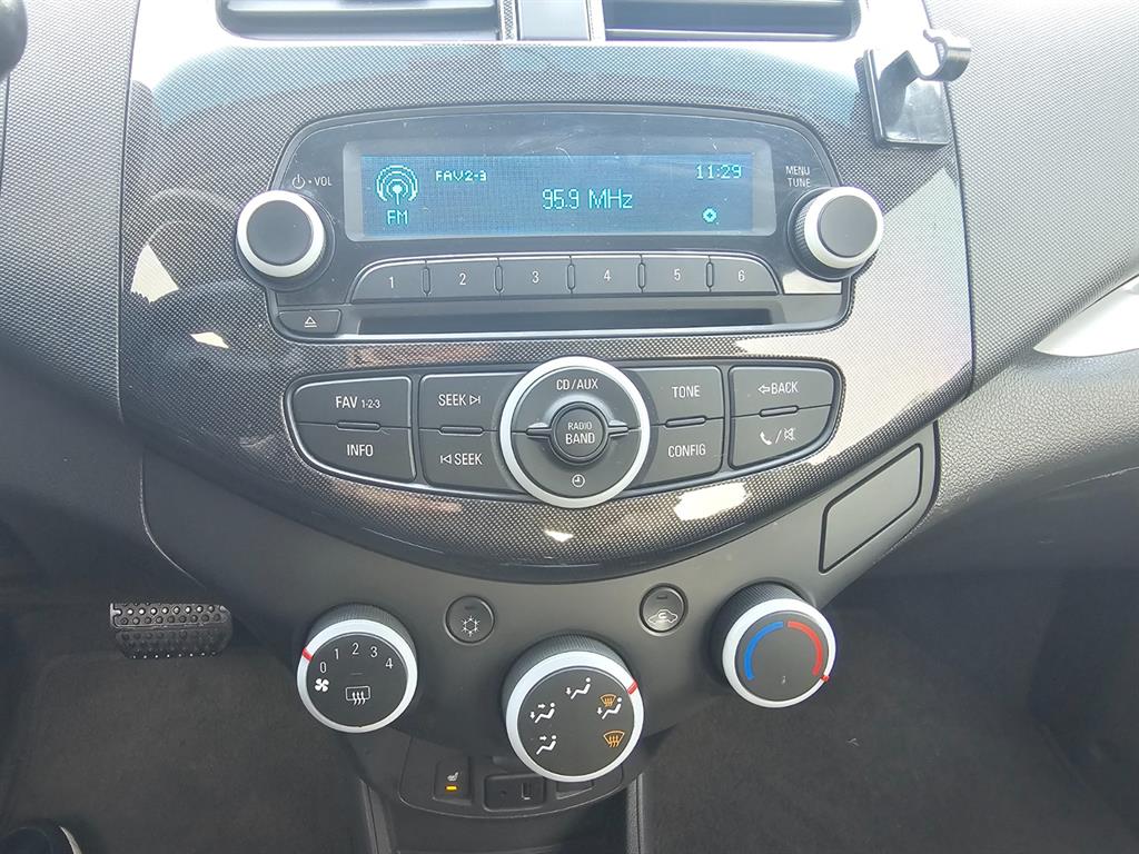 Chevrolet Spark 2014 Negro - Importación desde Corea - HF Imports Iquique - Foto 13