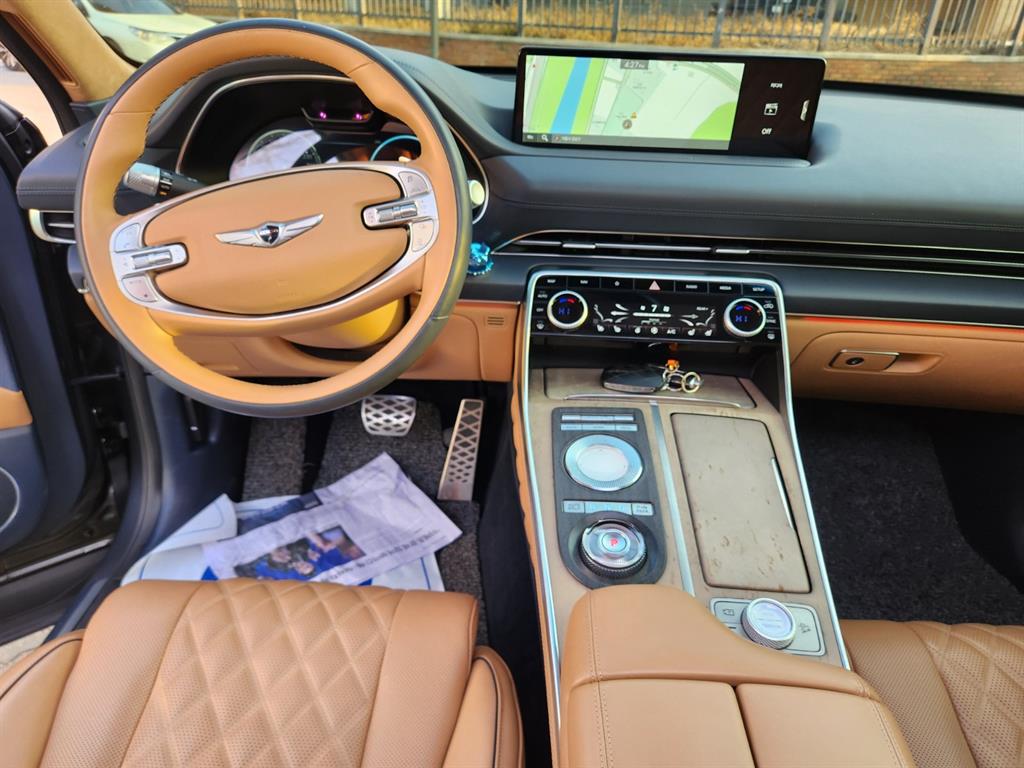 Genesis GV80 - Vista 11