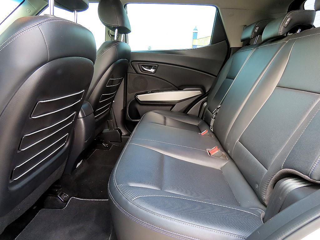 Ssangyong Tivoli - Vista 6