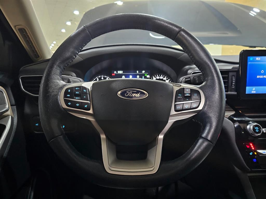 Ford Explorer - Vista 7