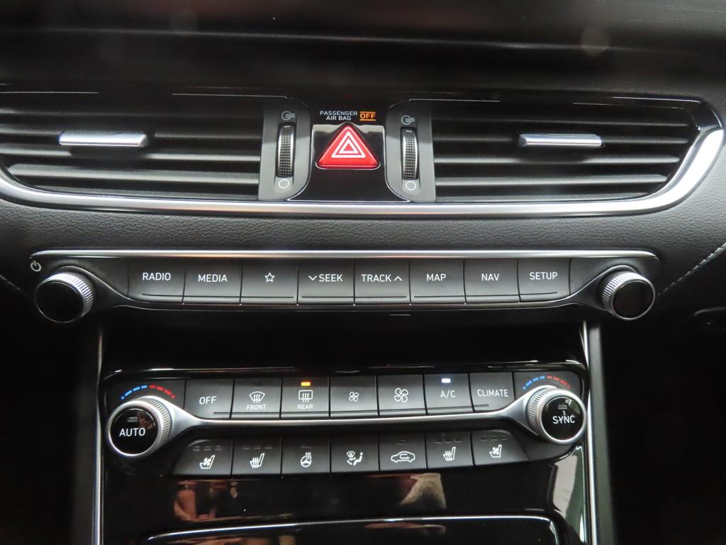 HYUNDAI Grandeur - Vista 11