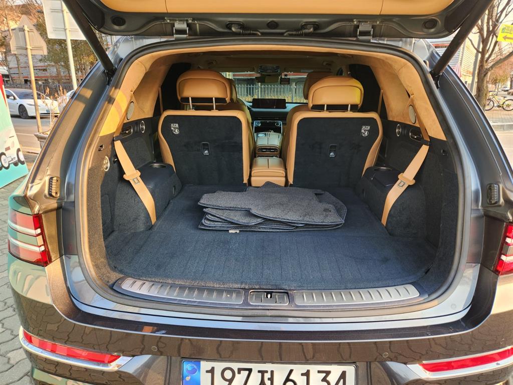 Genesis GV80 - Vista 5