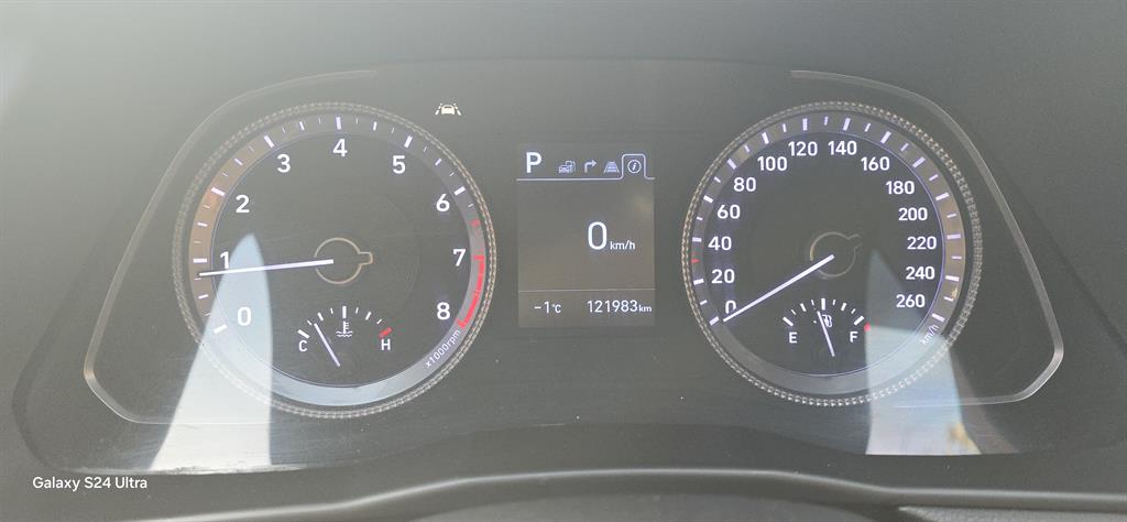 HYUNDAI Sonata - Vista 11