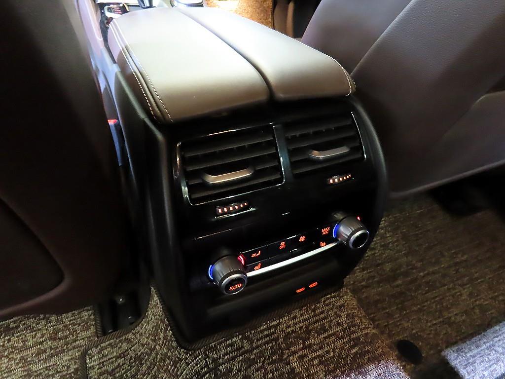 BMW 5 Series 2021 Negro - Importación desde Corea - HF Imports Iquique - Foto 16