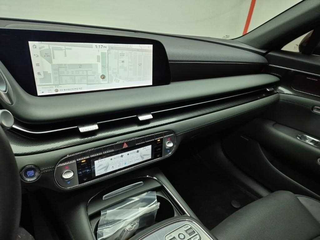 Genesis G90 - Vista 10