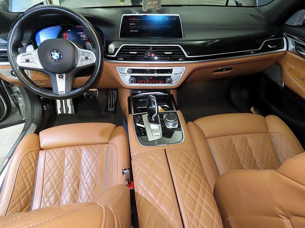 BMW 7 Series - Vista 8