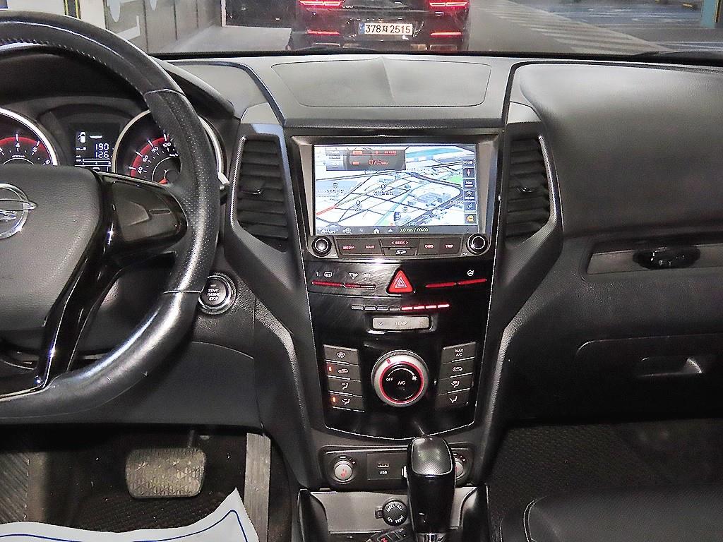 Ssangyong Tivoli - Vista 11