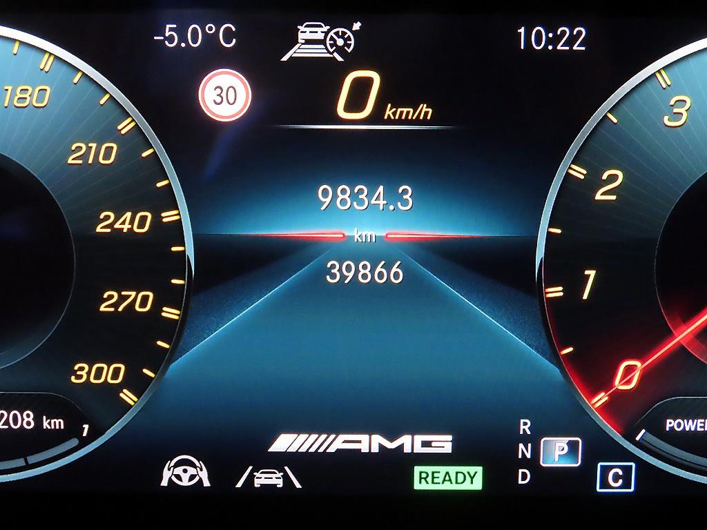 Mercedes Benz AMG GT - Vista 9