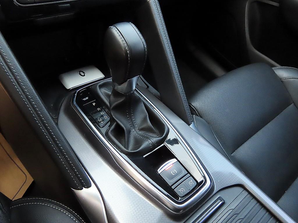 SAMSUNG QM6 - Vista 10